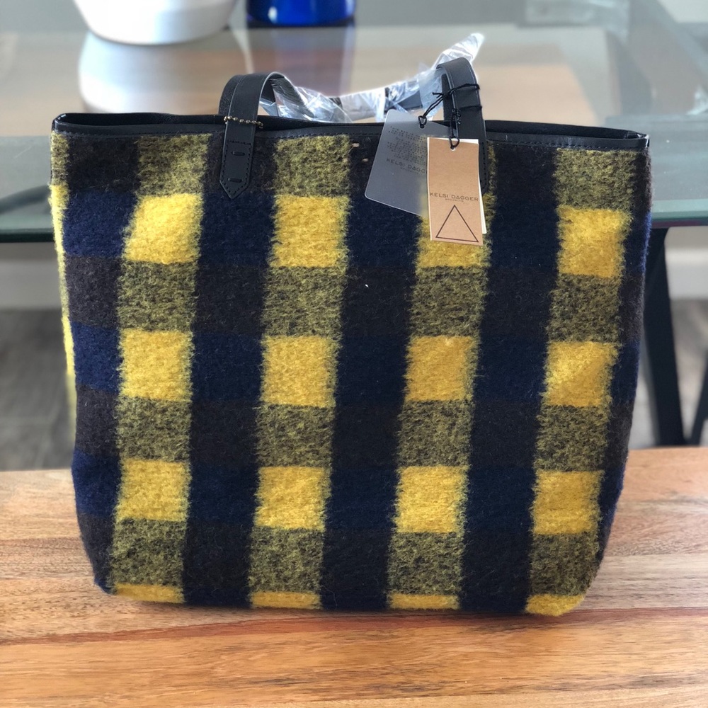 NEW KELSI DAGGER TOTE BAG